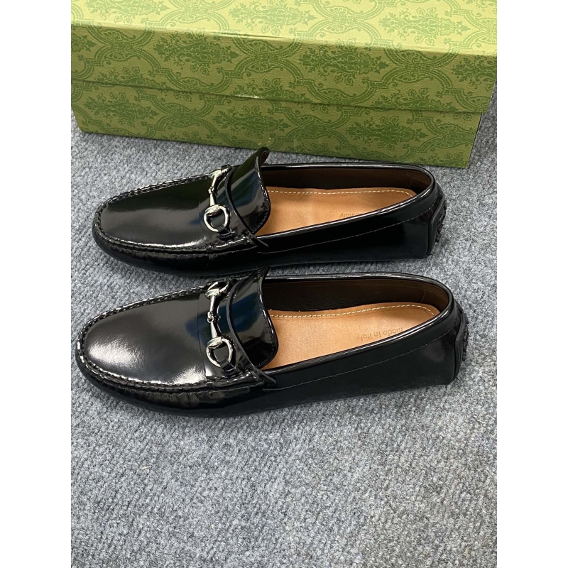 G*u*i leather shoes